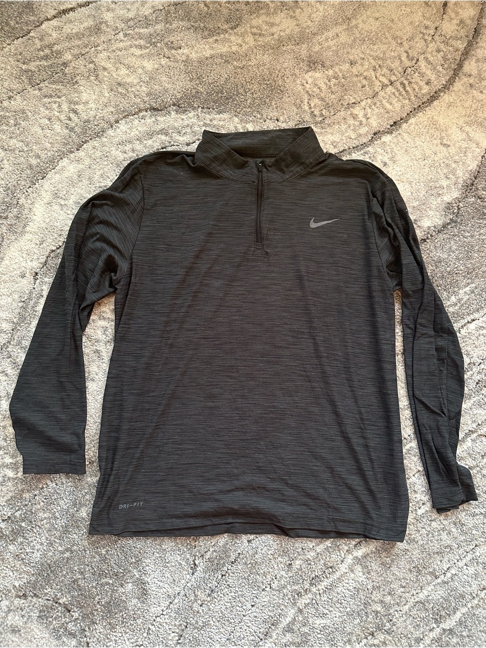 Nike Men's Black Dri-FIT Quarter-Zip Pullover Jacket